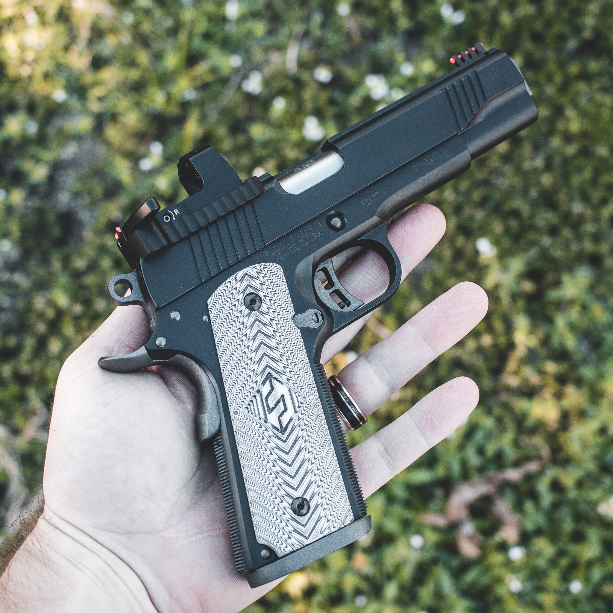1911 Pistol - 