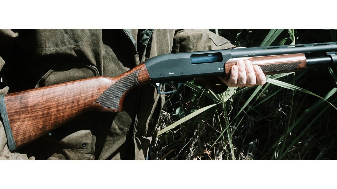 Pump-Action vs. Semi-Automatic Shotguns: Unveiling the Ideal Choice for Your Shooting Needs